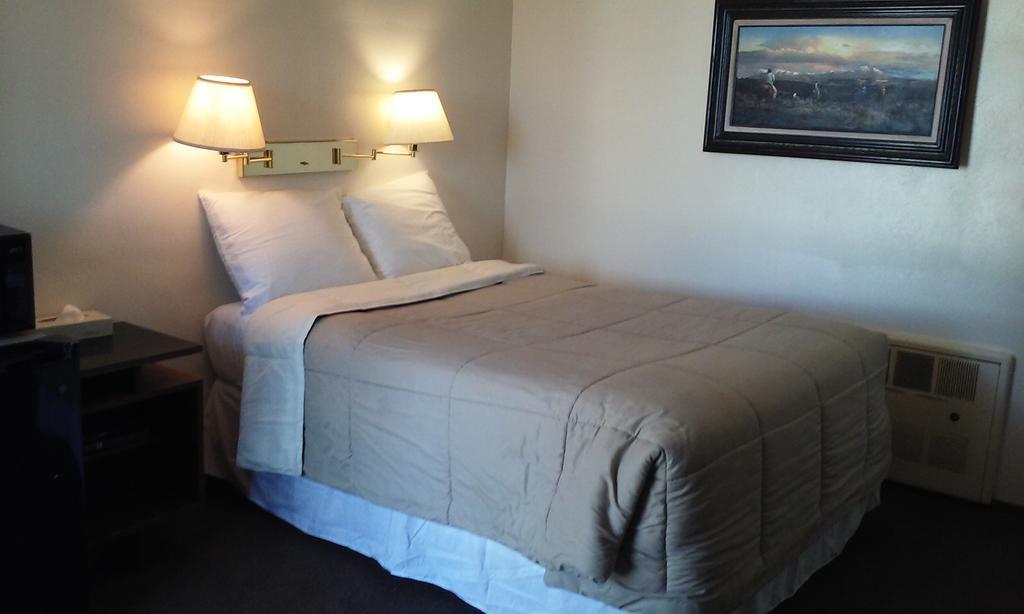 Cliff Palace Motel Бландинг Экстерьер фото