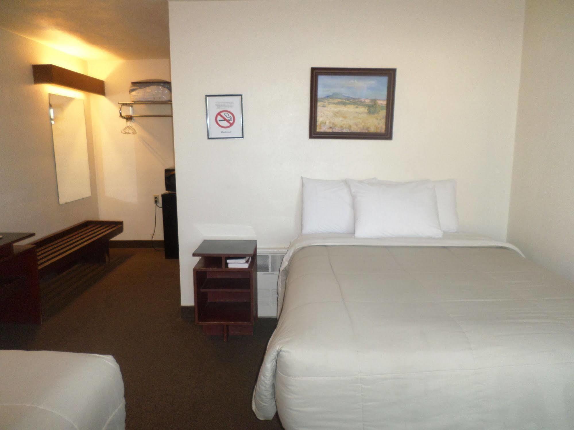 Cliff Palace Motel Бландинг Экстерьер фото