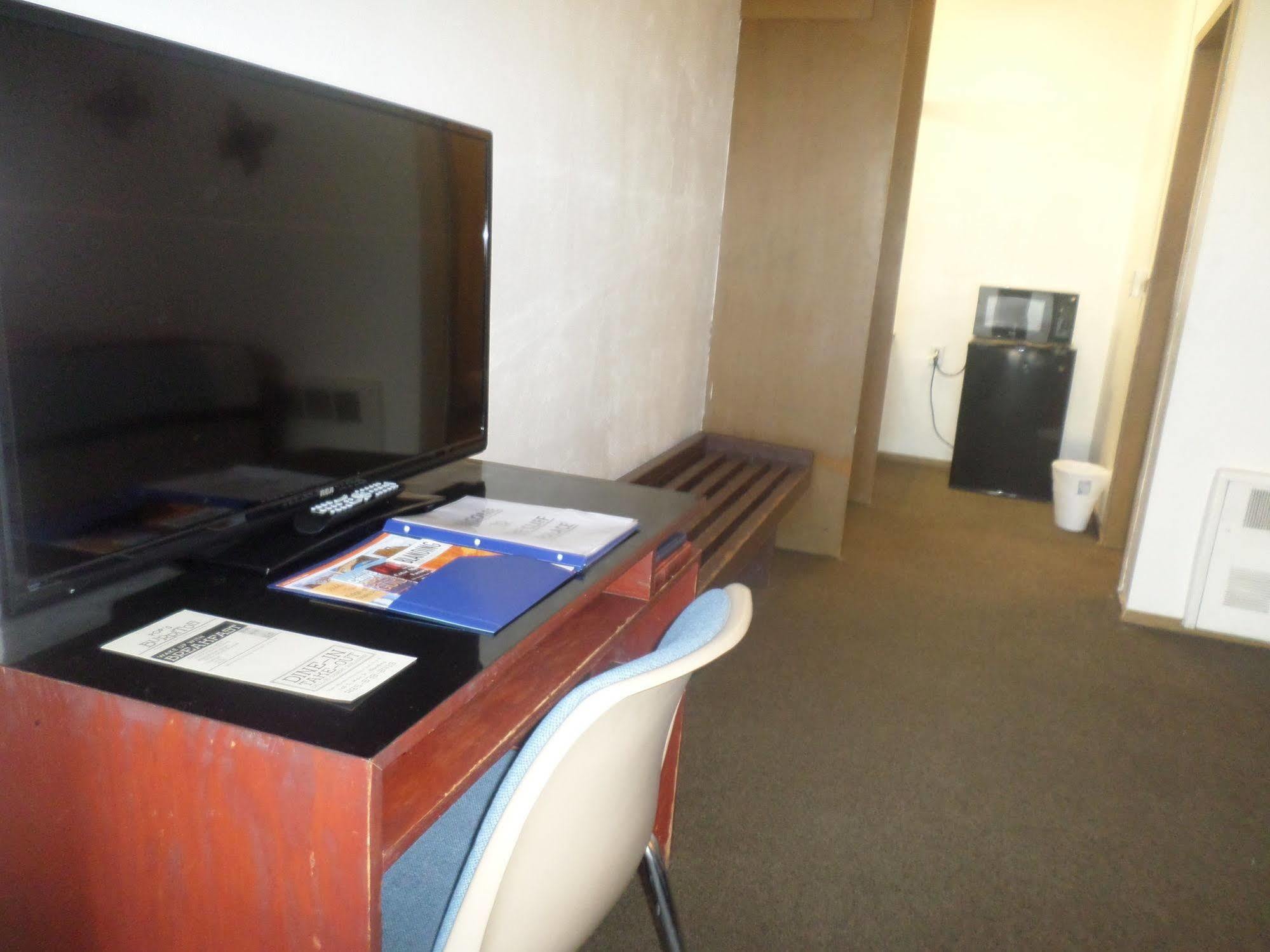 Cliff Palace Motel Бландинг Экстерьер фото
